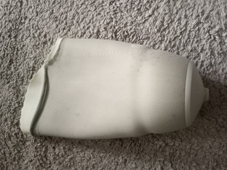 Лайнер протеза ноги,правий.