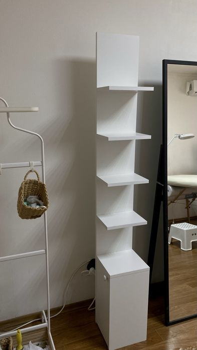 Якісний стелаж для кабінету, дому