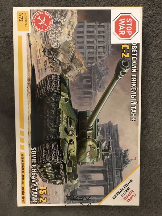 Model do sklejania czołg IS-2 Zvezda 5011