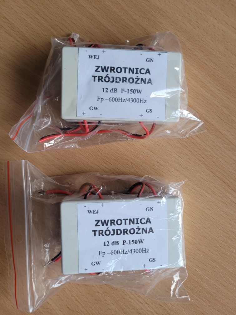 Zwrotnica trójdrożna