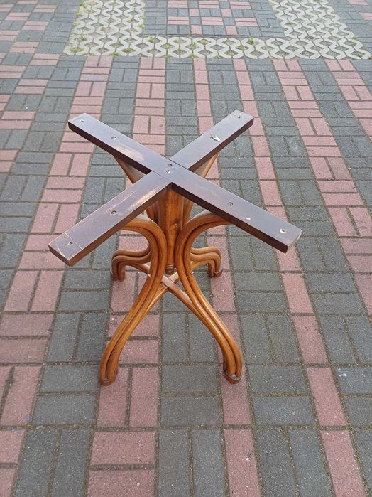 Podstawa z giętego drewna do stolika Thonet