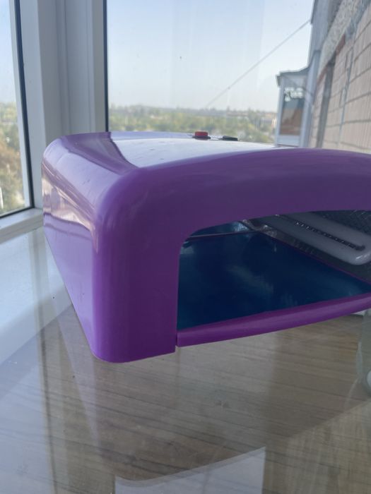 Лампа для манікюру