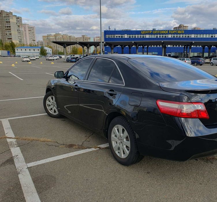 Продам TOYOTA CAMRY 2.4 Газ/бензин в отличном состоянии