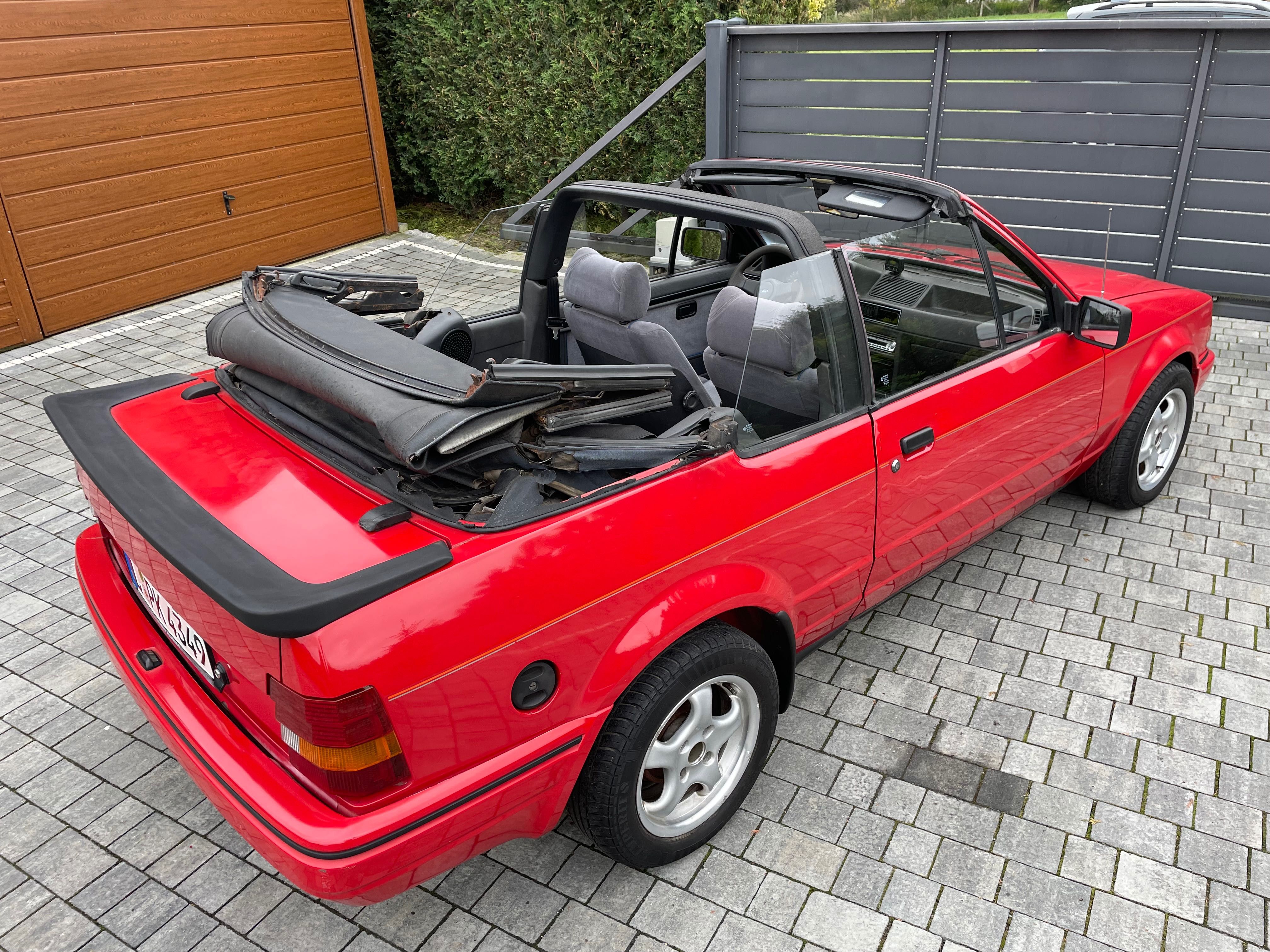 Sprzedam Forda Escorta Cabrio XR3i Mk3 z 1985r 1.6 benzyna na zabytek