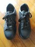 Sapatos novos 44