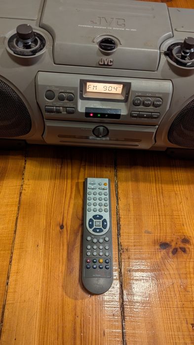 Boombox JVC RV-B90