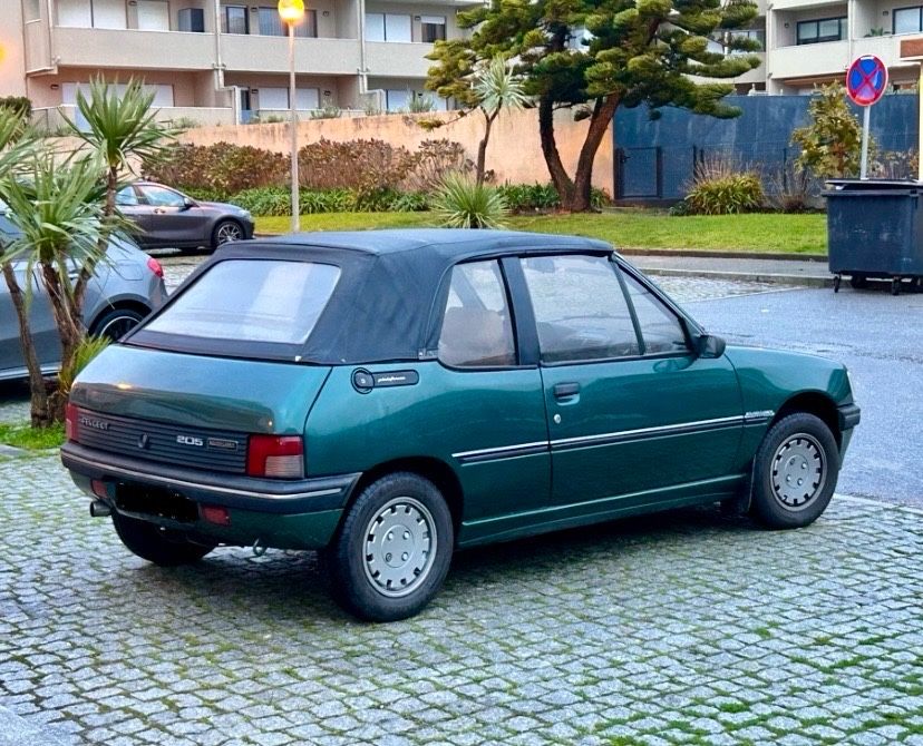 Peugeot 205 Roland Garros Cabriolet