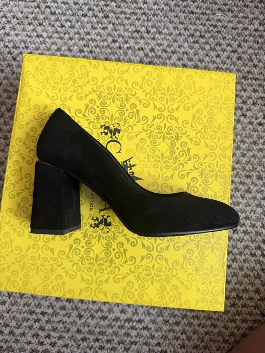 Туфлі жіночі чорні