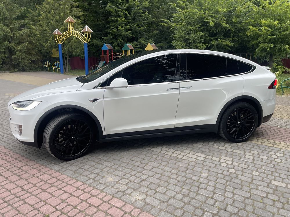 Tesla Model X 100D тесла модел Х 2017
