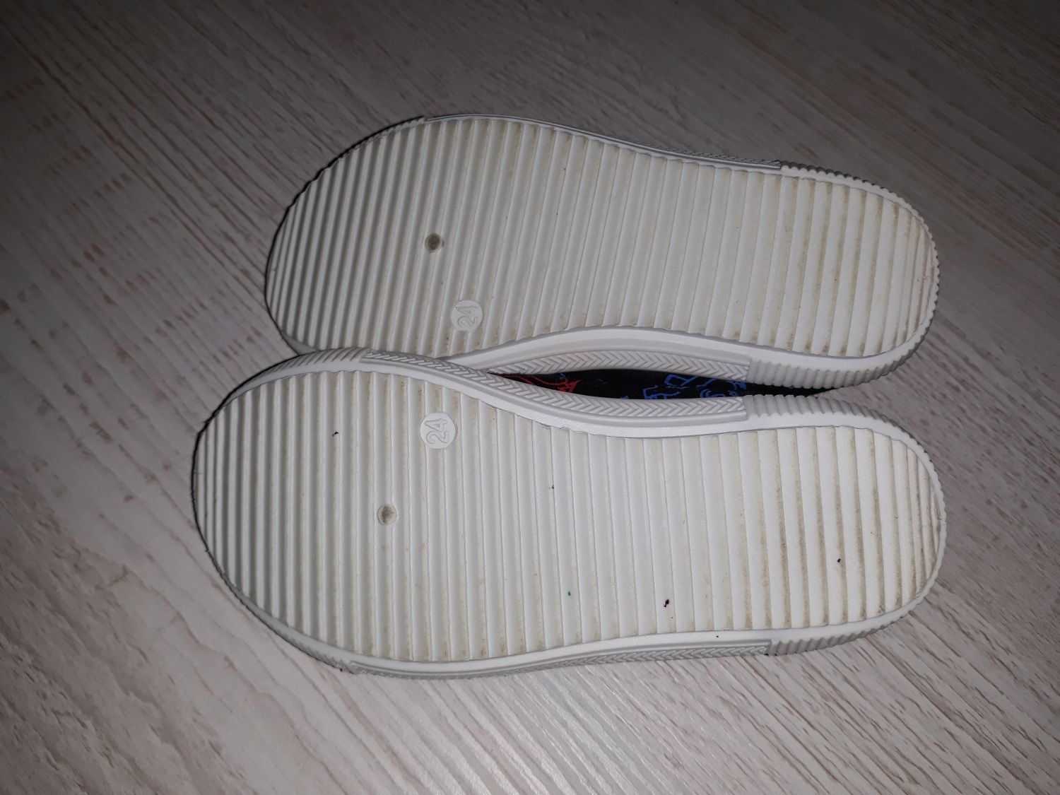 F&F trampki rozm. 24 wkładka 15,5 cm + gratis