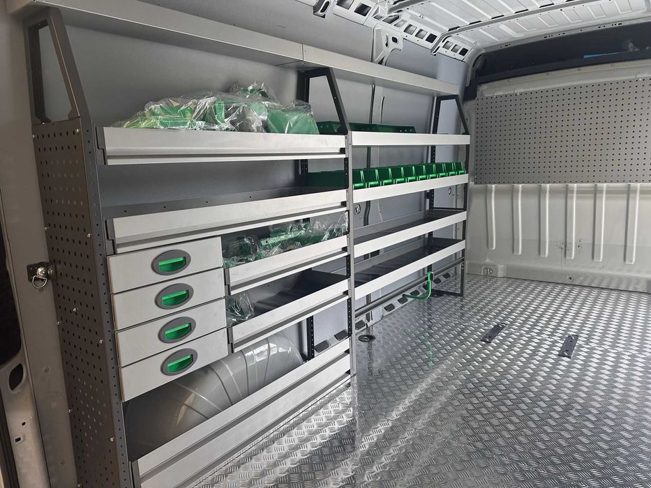Zabudowa serwisowa do samochodu dostawczego Regał Bus Szafka