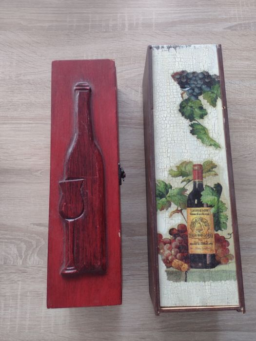 Skrzynka od wina , wódki.