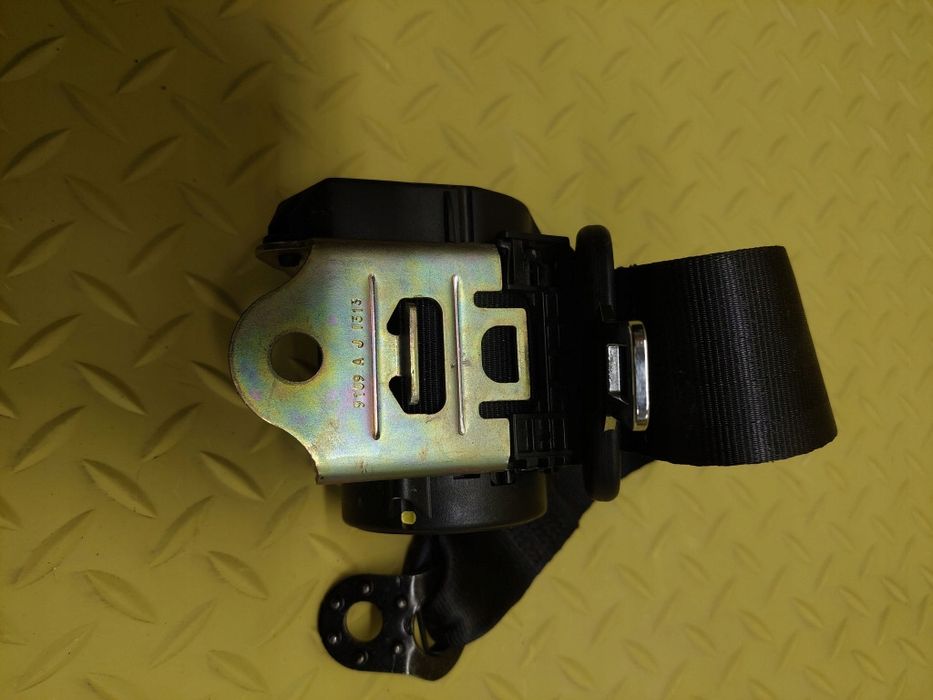 skoda rapid ii pasy bezpieczeństwa lewy tył 621372800d