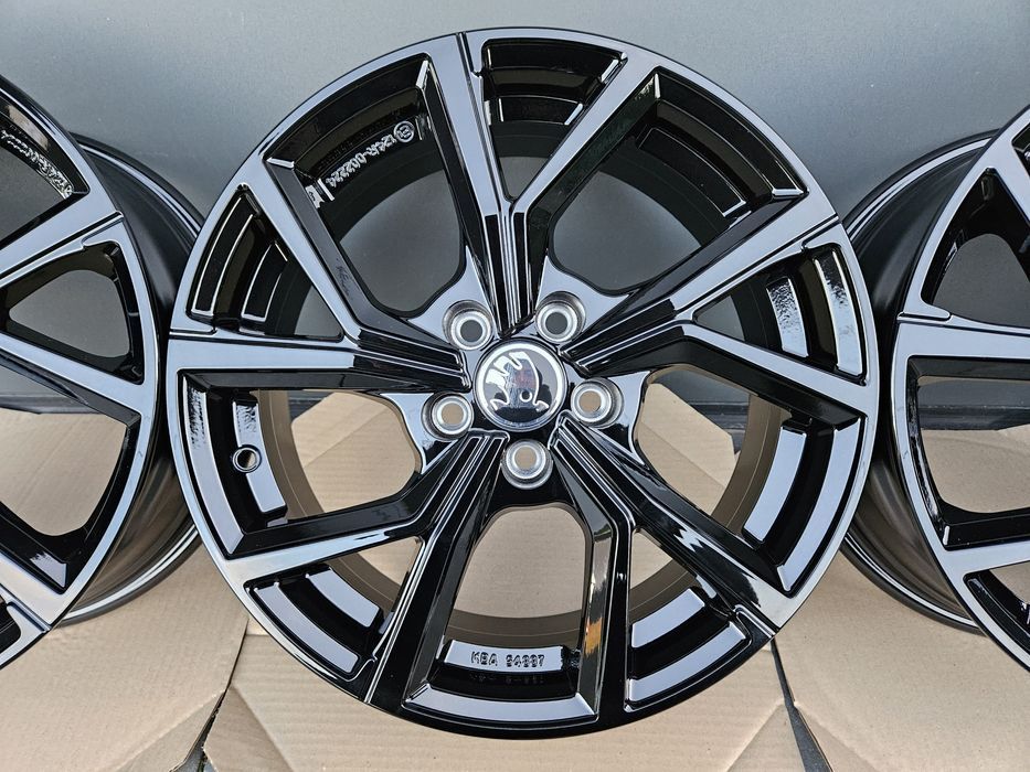 Skoda 16 " Nowe 5x100 Felgi Kamiq Scala Alufelgi Czarne