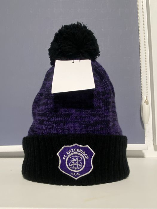 Мужская шапка