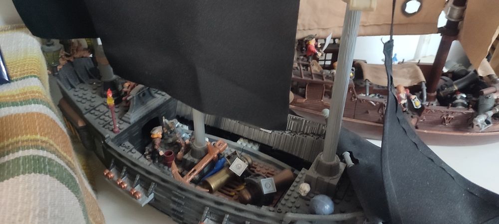 Barcos Lego piratas das Caraíbas