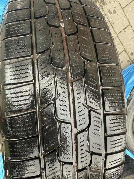 Koła z oponami zimowymi 195/60R15 Firestone