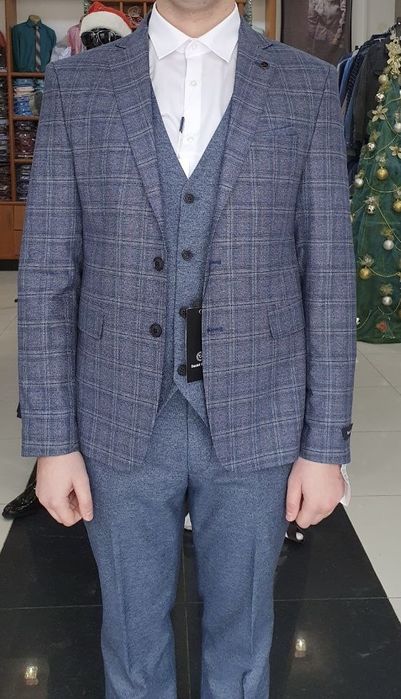 Костюм чоловічий