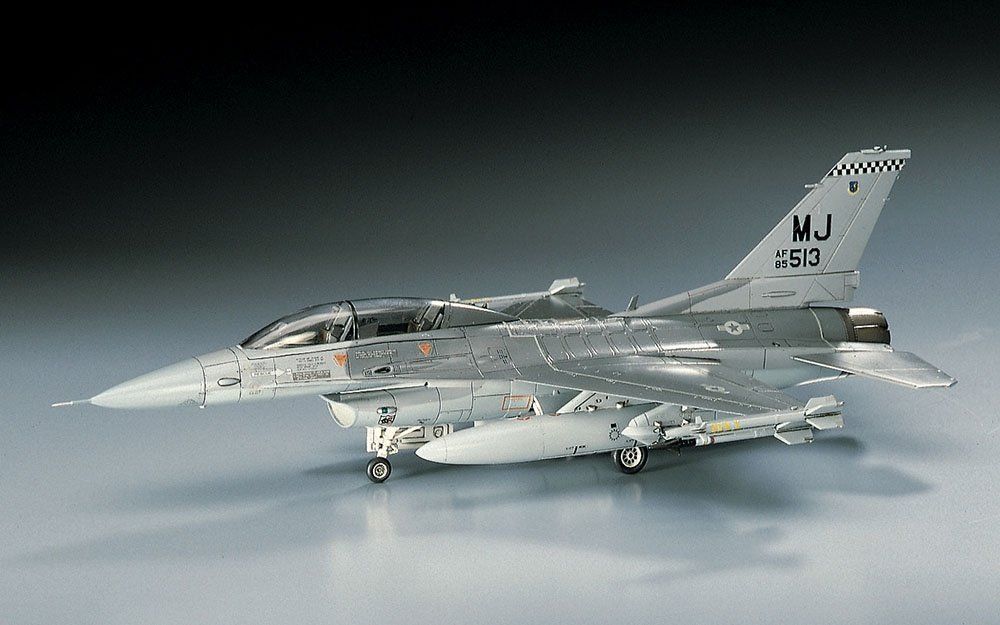 Hasegawa D15 F-16D F.F. 1/72