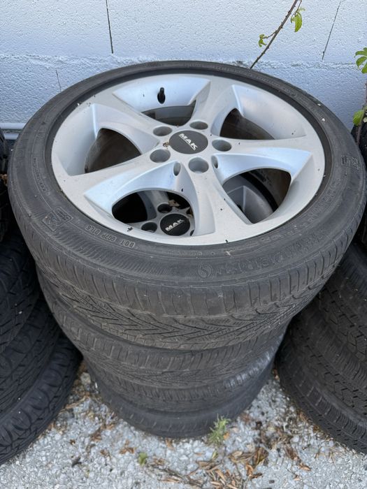 Jantes com pneus semi novos