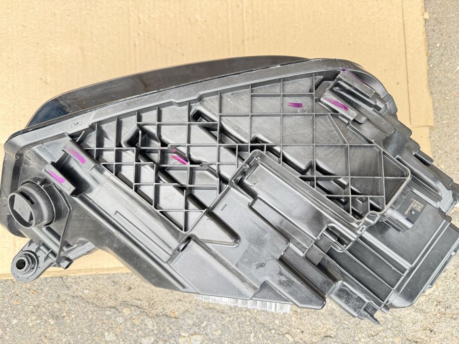 Продам фару Audi Q5  ауди  2023 рестайл оригинал