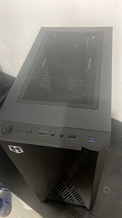 Caixa ARGB para PC NOX Hummer Frost Mid Tower Preta