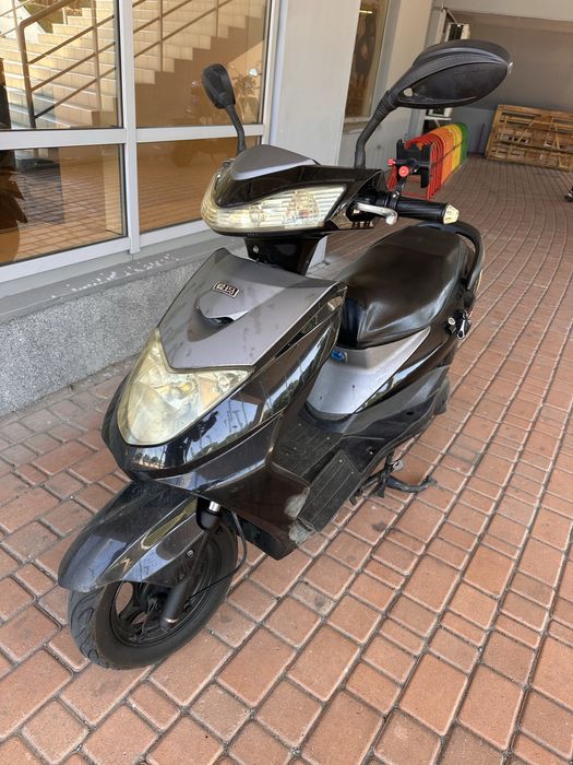 Электроскутер мопед электро Aima 1200W