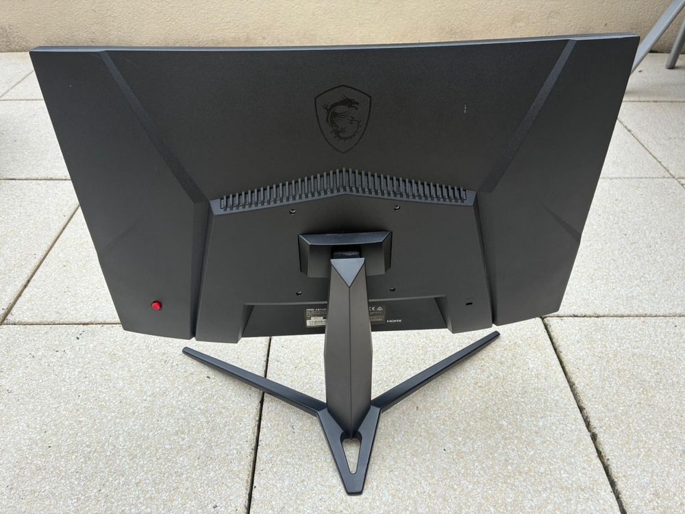 Monitor MSI Optix G24C4 Curved czarny