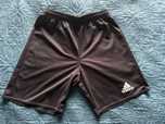 Spodwnki sportowe Adidas 164cm jak nowe