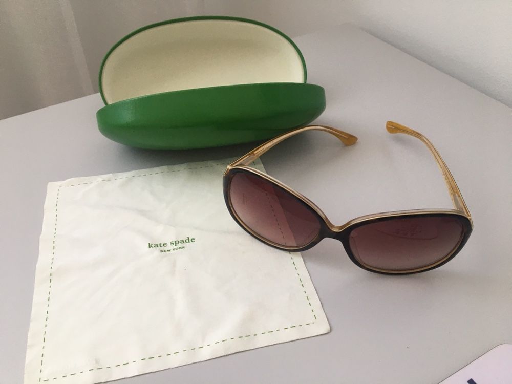 Óculos de Sol - Kate Spade - Nunca usado