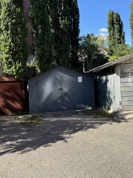 Гараж у Кропивницькому