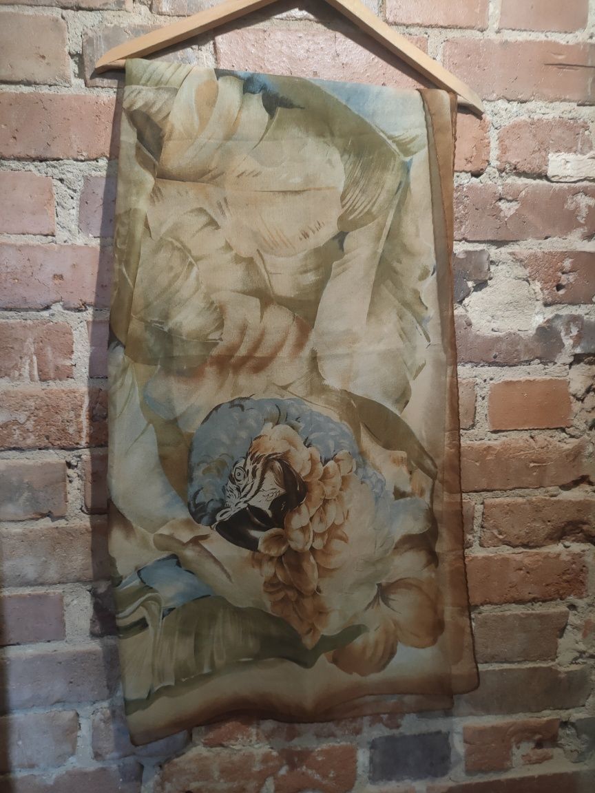Piękna Chusta Szal