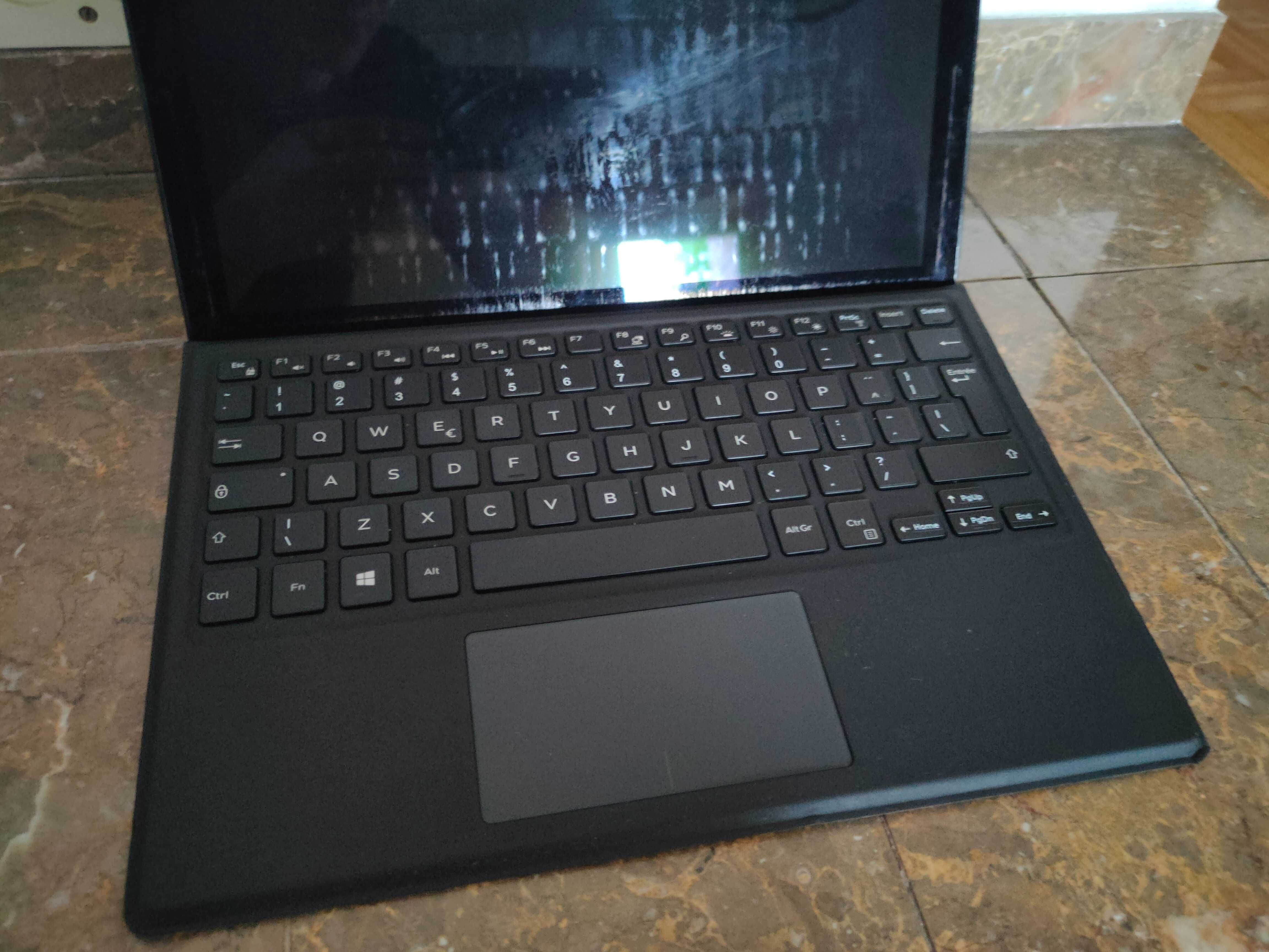 Laptop 2 w 1 DELL Latitude 5290  i5 - 8350U dotykowy 8 GB RAM in 512