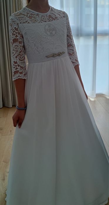 Sukienka komunijna (opis)