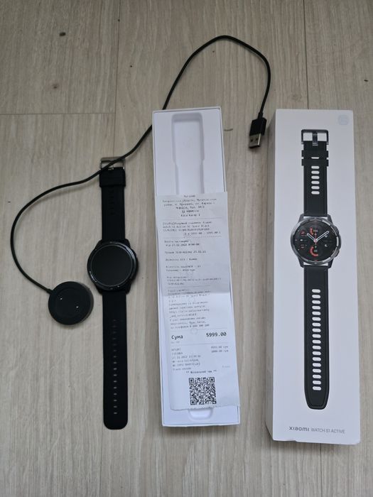 Продам смарт-годинник Xiaomi Watch S1 Active Black + подарунок