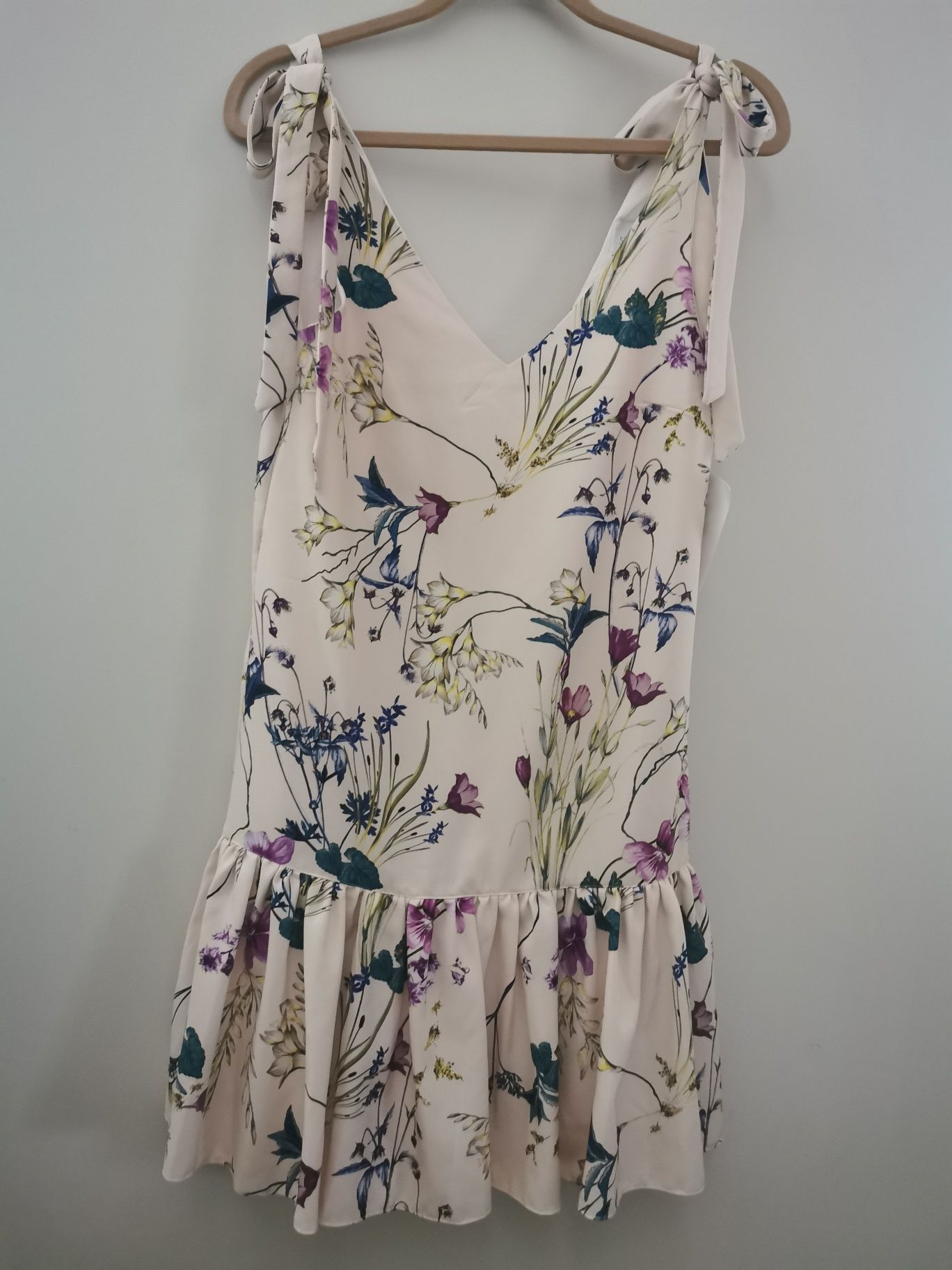 Nowa sukienka wizytowa Stone Skirts rozm XS
