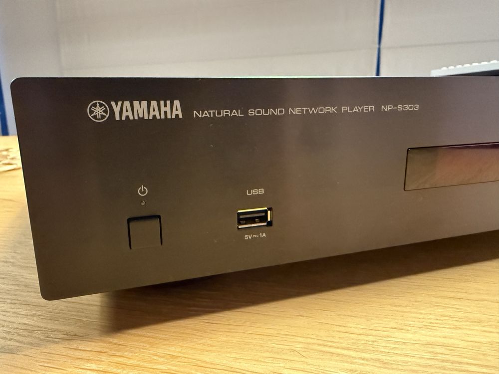 Odtwarzacz sieciowy Yamaha NP-S303 MusicCast