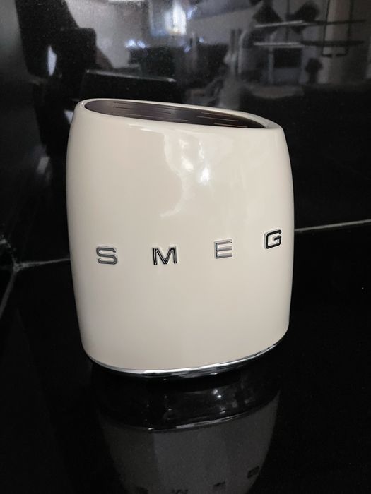 Suporte facas SMEG bege