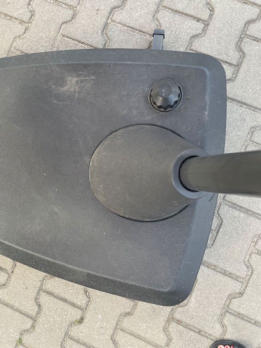 Parasol ogrodowy Peoria 300x300 OBI z podstawą Wrocław Krzyki