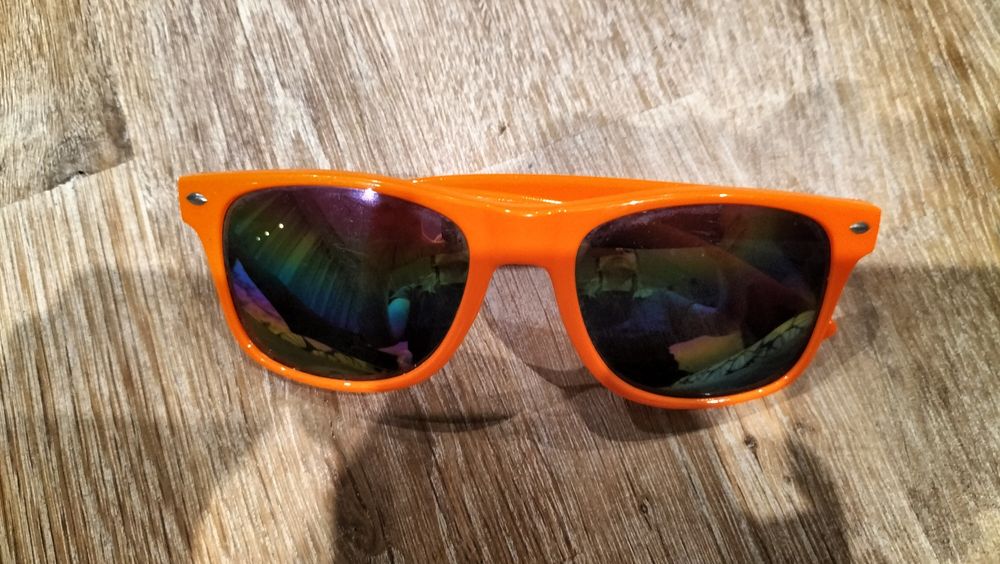 Pomarańczowe okulary