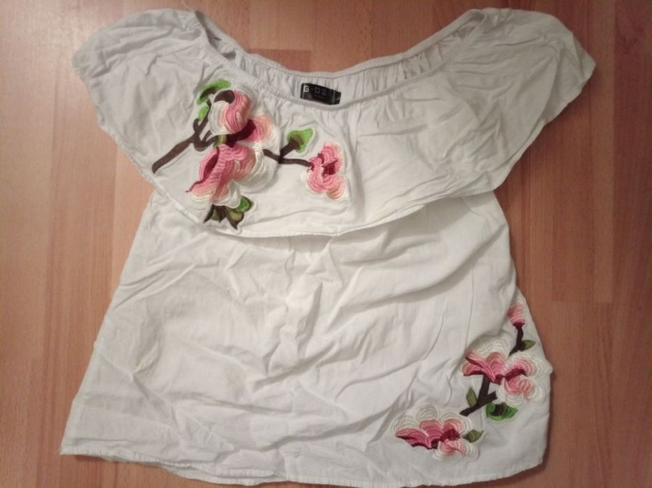 Платья одним Лотом