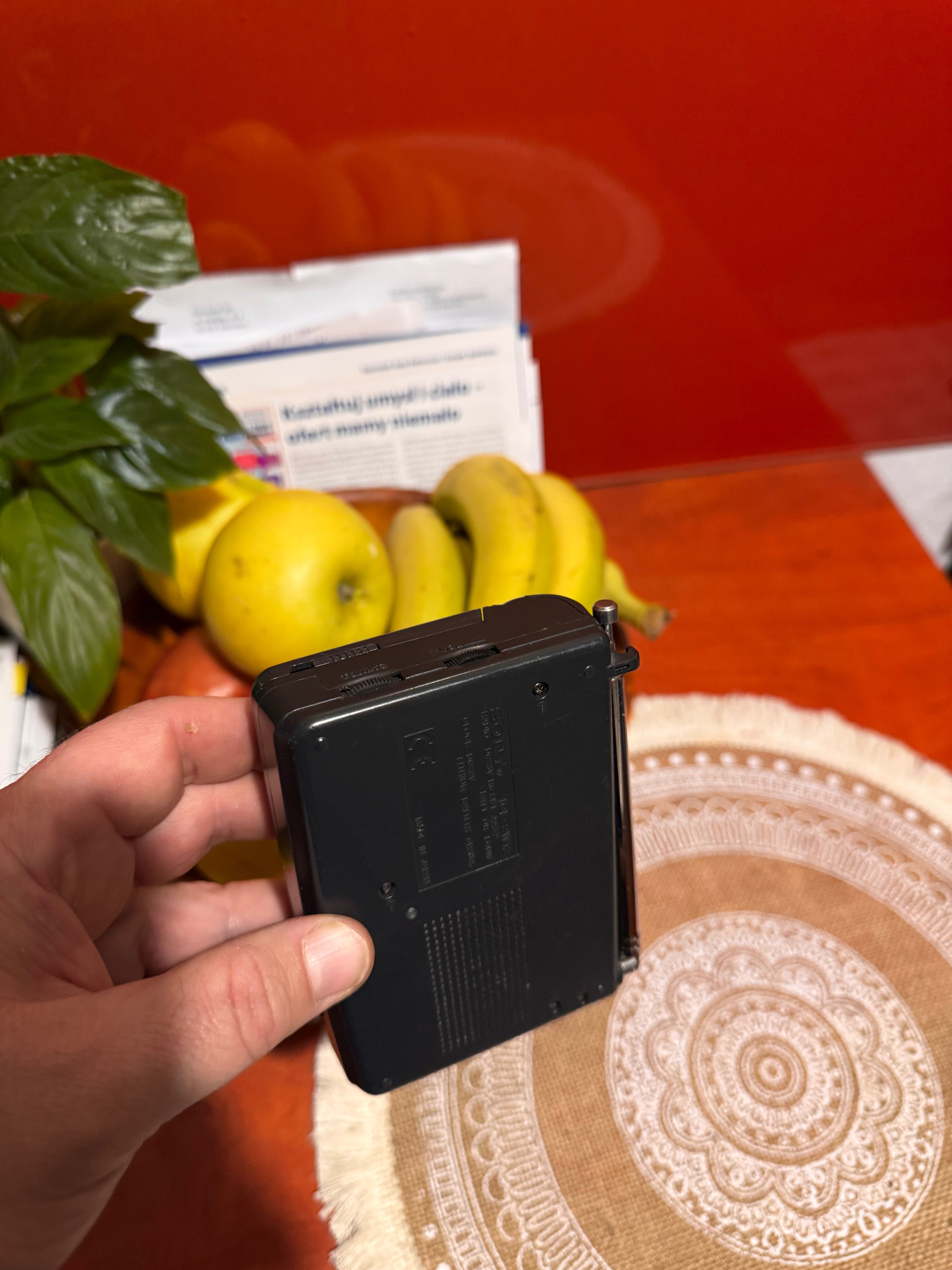 Sony ICF-SW12 11-pasmowy odbiornik. Radyjko globalne.