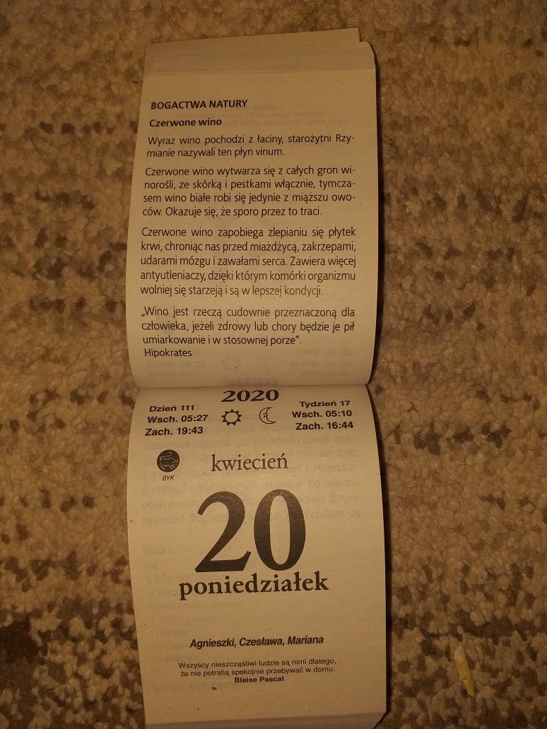 Oryginalna kartka z kalendarza z 2020 z dowolną datą