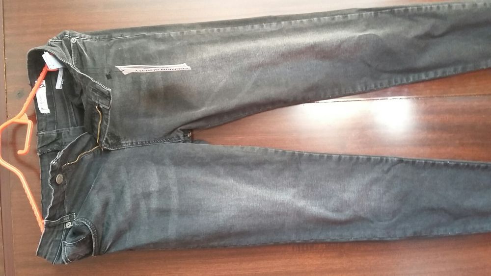 Новые черные джинсы, штаны, брюки 26 размер