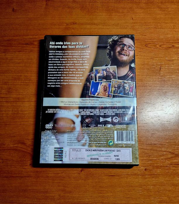 ZACK e MIRI FAZEM UM PORNO (Seth Rogen / Elizabeth Banks/ Traci Lords)