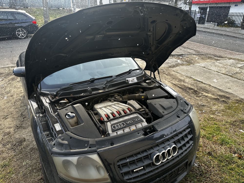 Audi TT 8N Maska 8N LZ9W
