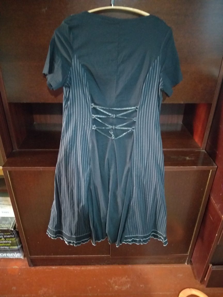 Продам чорну сукню