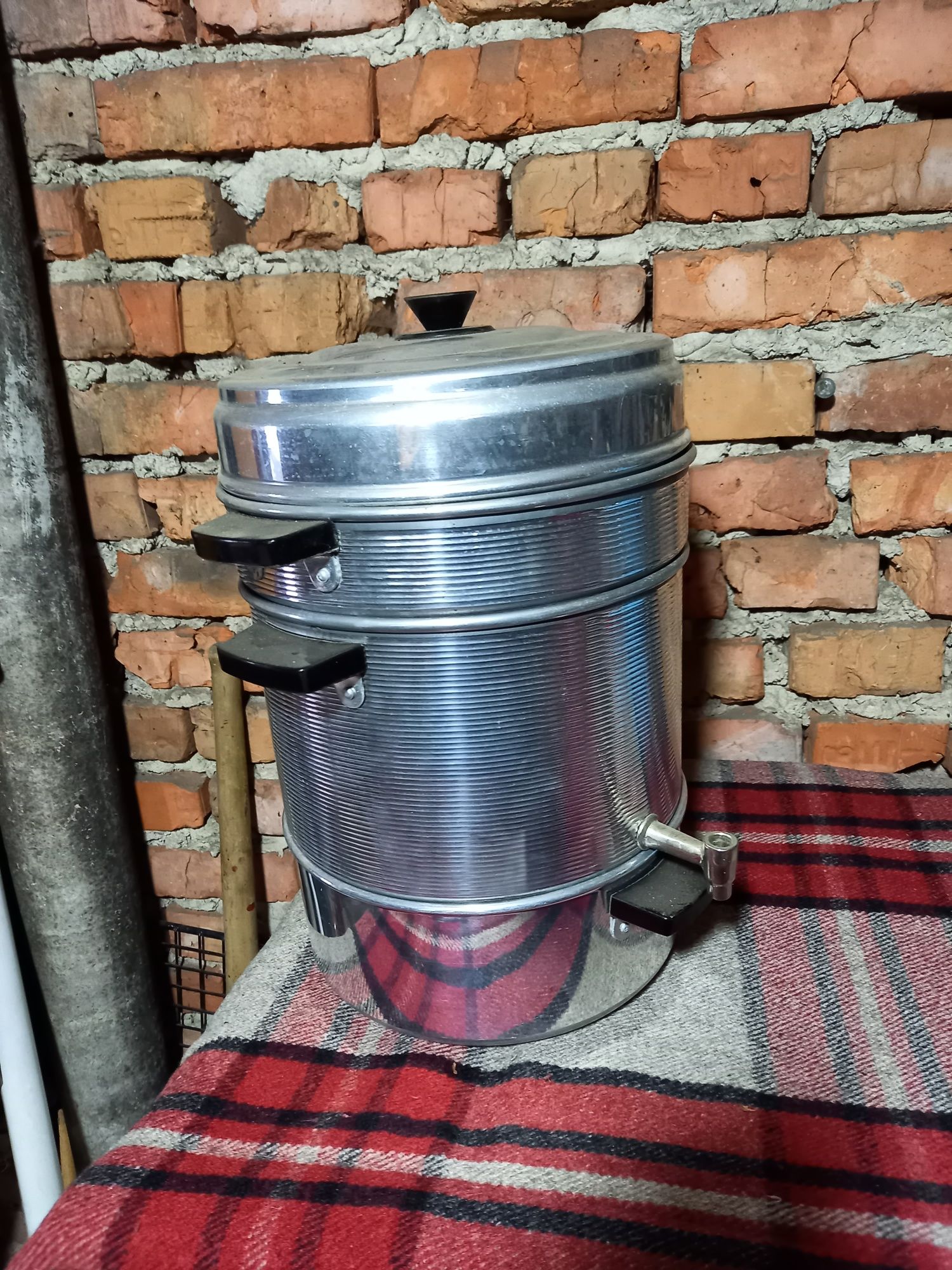 Продаю соковарку