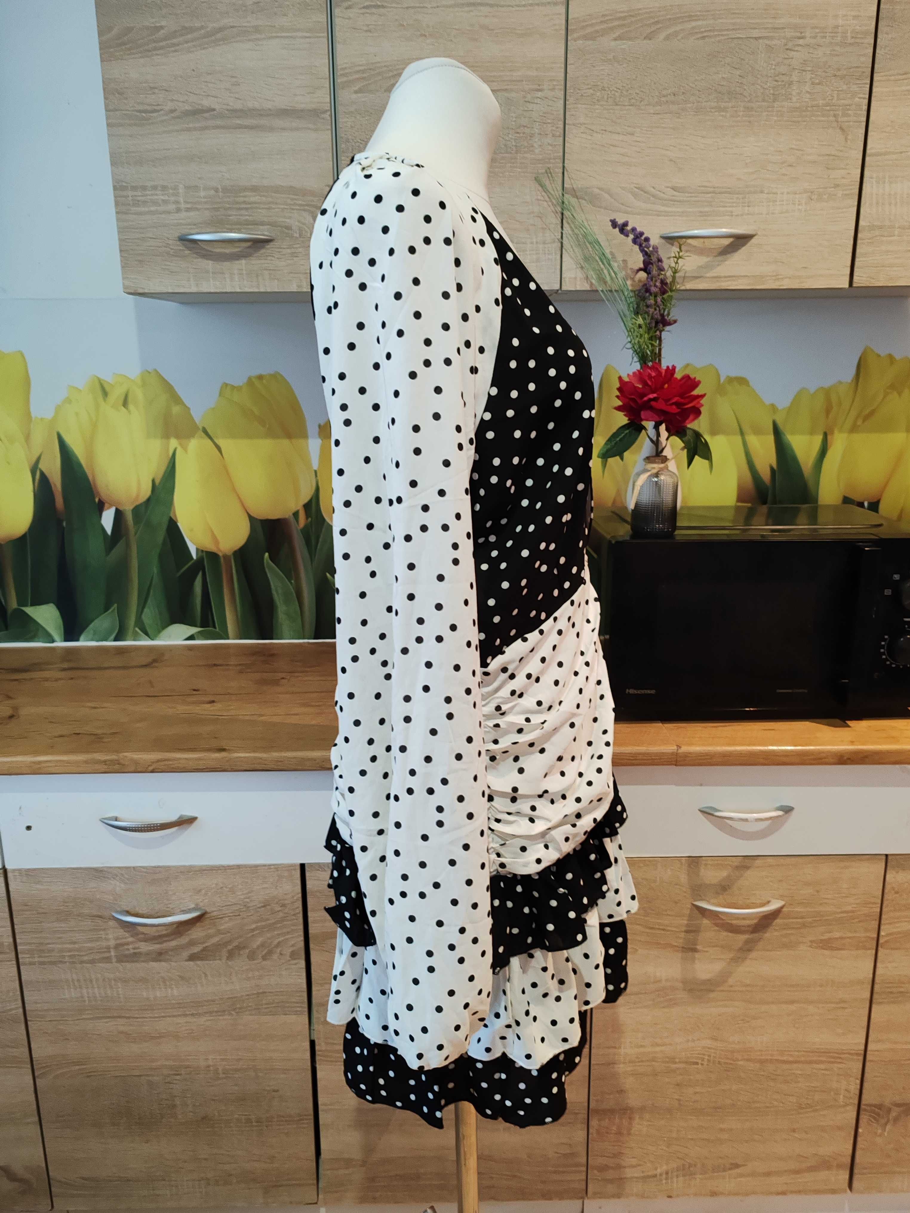 Nowa koktajlowa sukienka PrettyLittleThing 44 poliester wesele/komunia