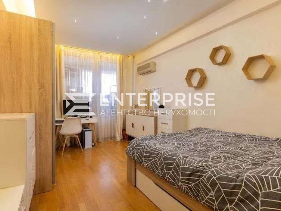 Продаж 3к квартири, Печерськ, бульвар Л.Українки